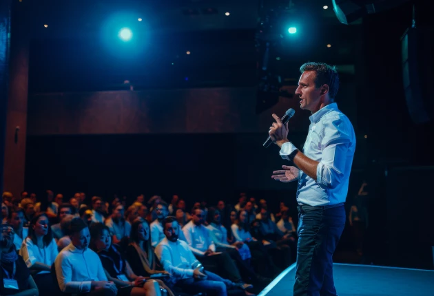 Navigating The Expo Floor